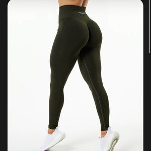 NEW Alphalete Evergreen Amplify Leggings